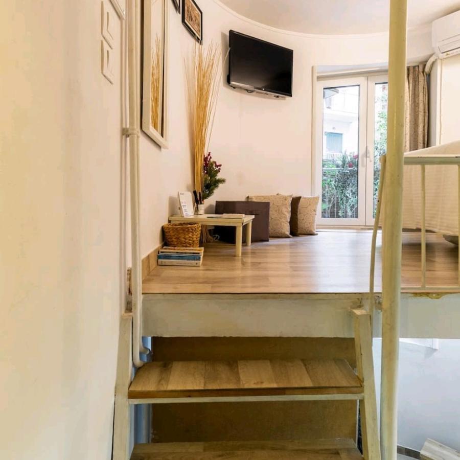 Acropolis Elegant Maisonette By Lodgespot *