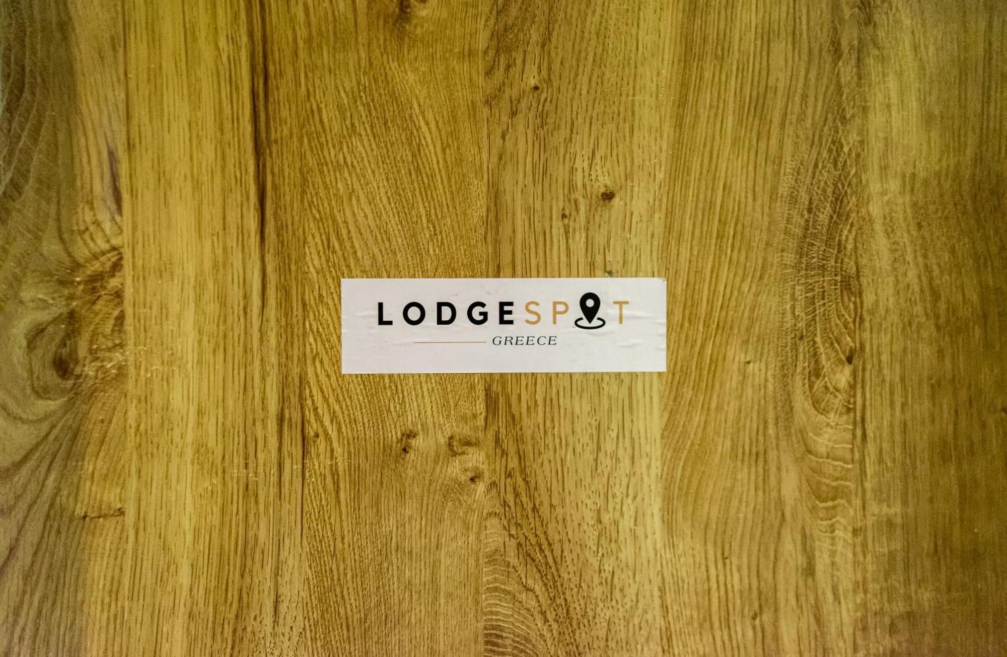 Apartment Acropolis Elegant Maisonette By Lodgespot Athens
