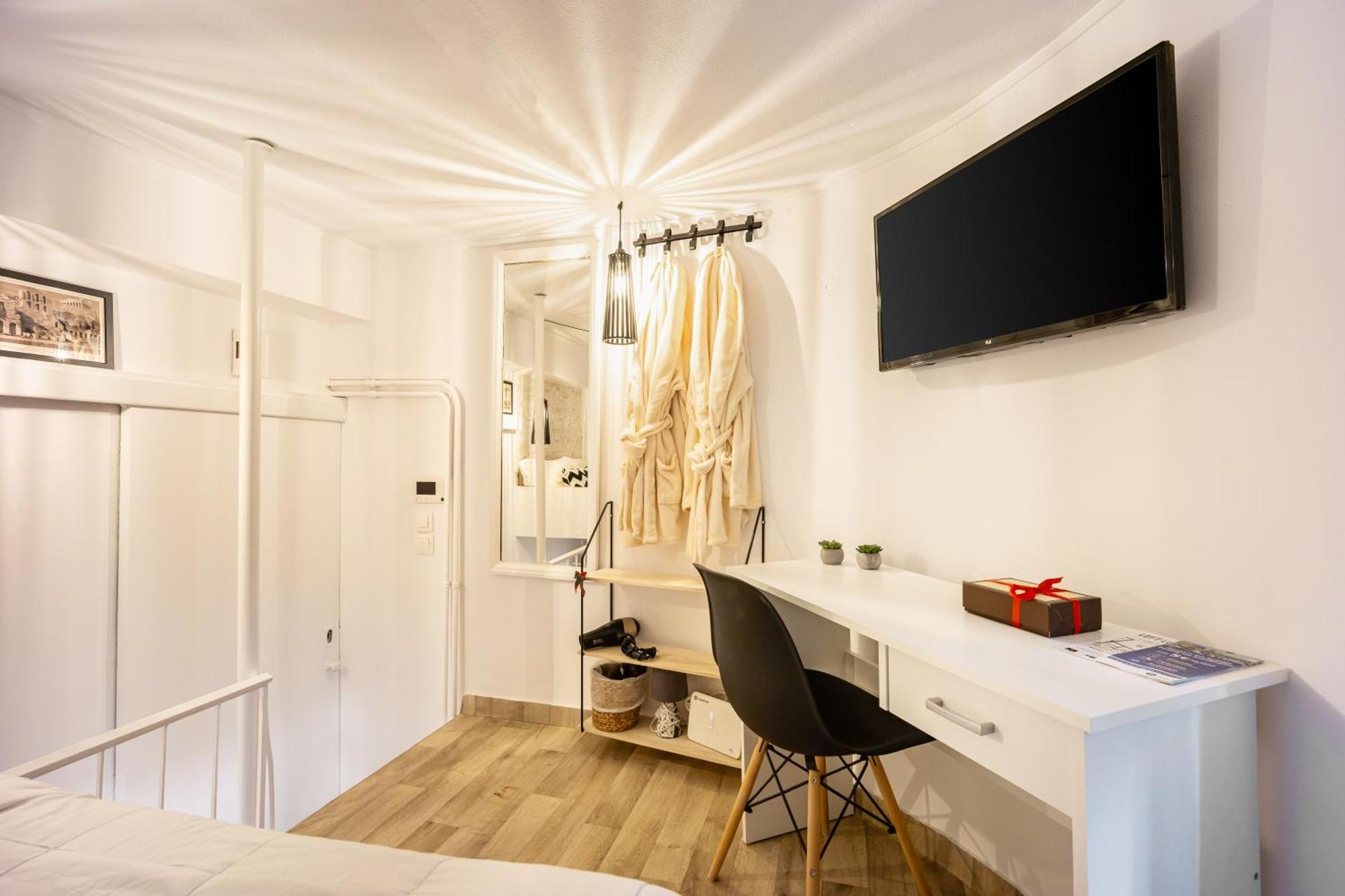 Acropolis Elegant Maisonette By Lodgespot Apartment Athens